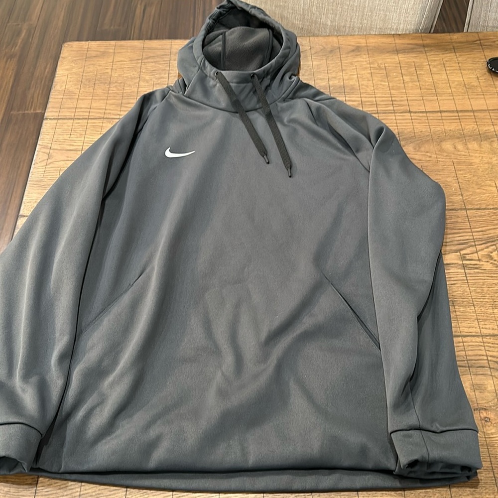 Nike Therma Fit Hoodie
